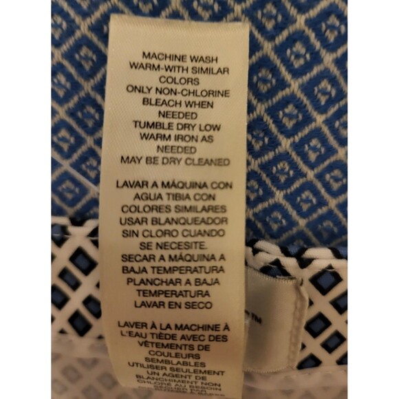 Chico's So Slimming Cropped Pants White With Blue Diamond Pattern Size 10  (1.5) - Picture 9 of 9